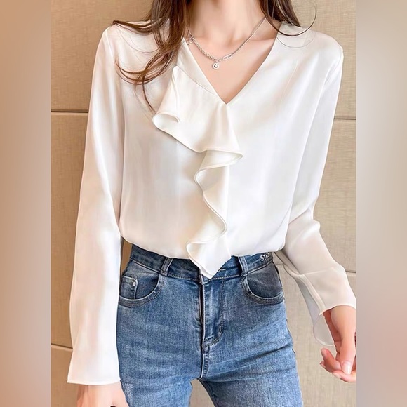 White romantic v neck ruffle blouse - Picture 6 of 10